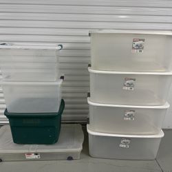 Lot of 8 Plastic Storage Containers Totes Boxes - Good Condition