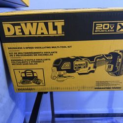 EWALT 20-VOLT MAX XR BRUSHLESS OSCILLATING MULTI-TOOL