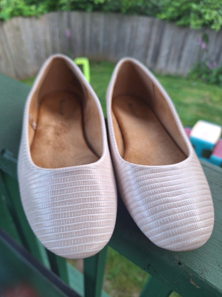 Wanted - Pink Flat Shoes