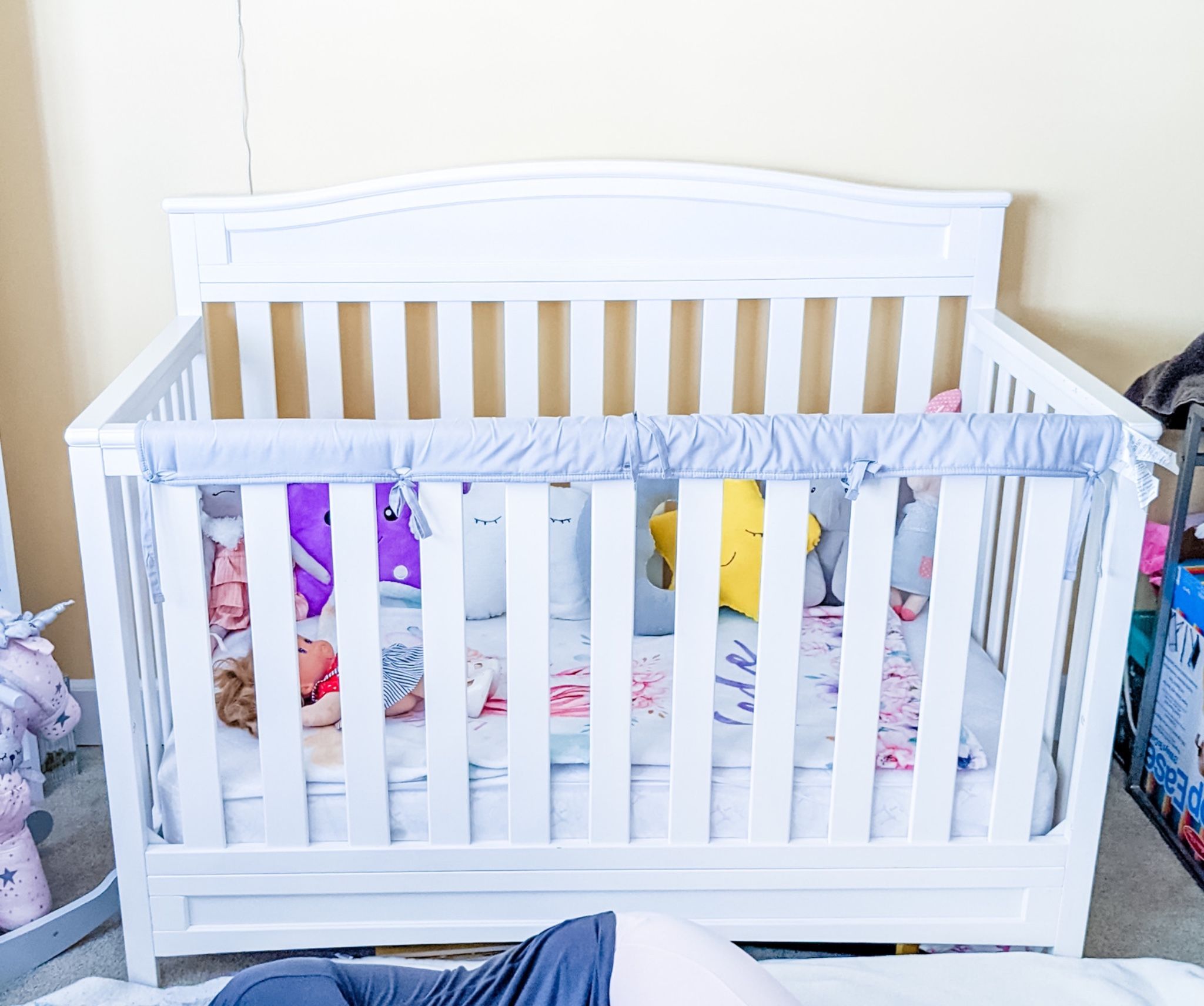 Delta Crib/Toddler Bed