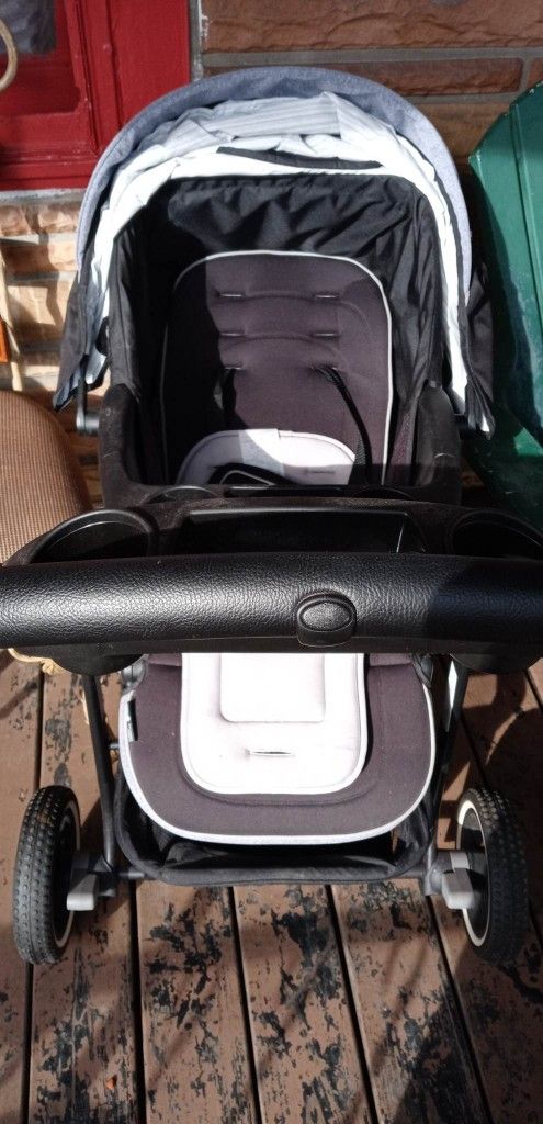 Matching Car Seat And Stroller