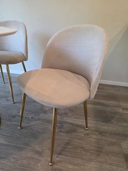 4 chairs