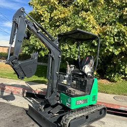 John Deere Mini Excavator 