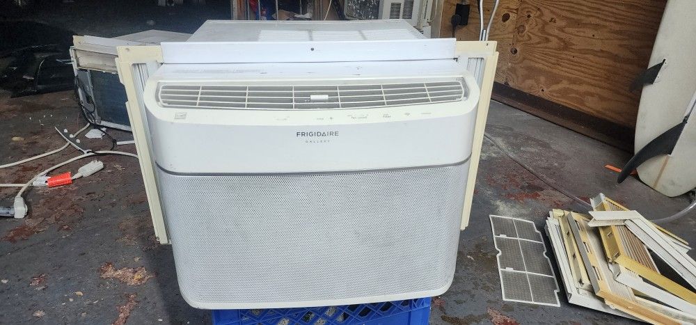 Window AC Unit Airconditioner 