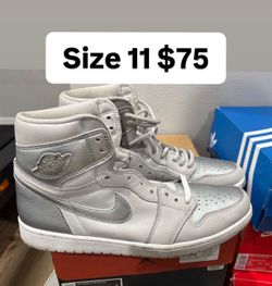 Jordan 1s silver size 11