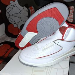 AIR JORDAN 2 RETRO MENS 9.⁵