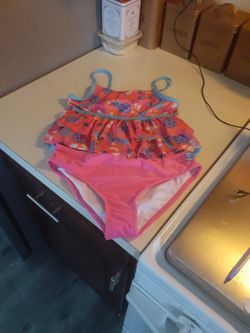 SWIM SUIT (Girls Size: 10/12) *Gently Used)