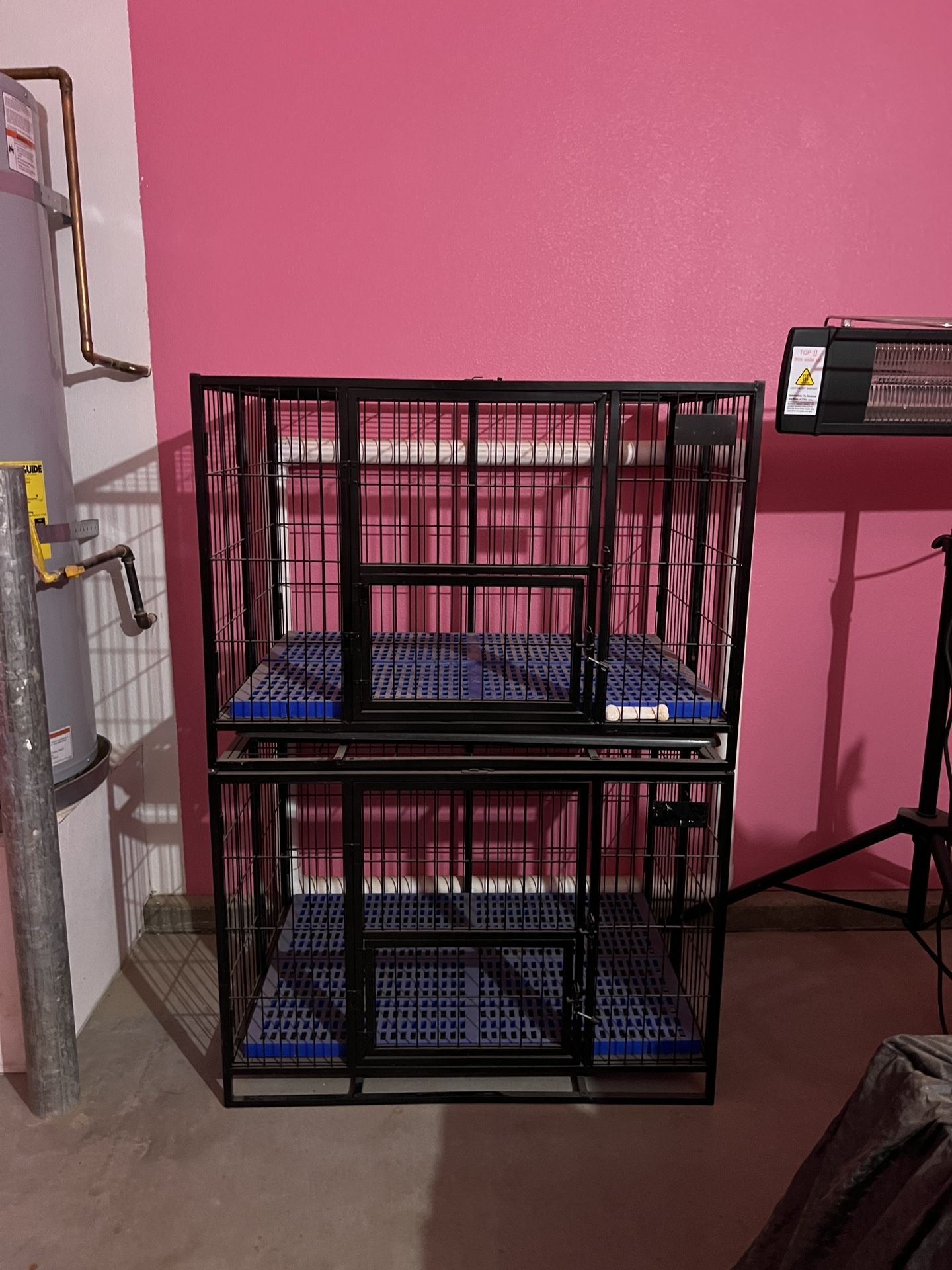 Stackable Kennels 37” inch