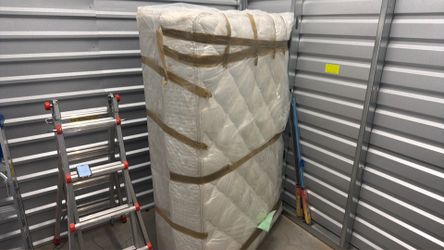 Free Dbl Bed & Frame