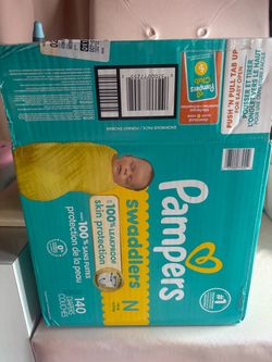 Pampers Swaddlers Newborn Diapers 140 Count
