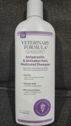 Premium dog shampoo