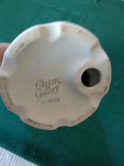 Vintage NAPCO Classic Gallery Porcelain Figurine -" Lady with Bird and Cage" C-6639