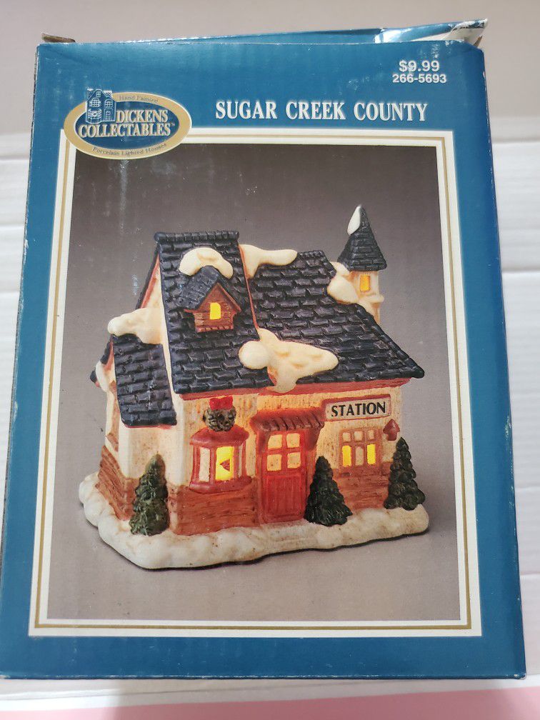 Vintage 1994 Dickens Collectable Sugar Creek County Christmas Station