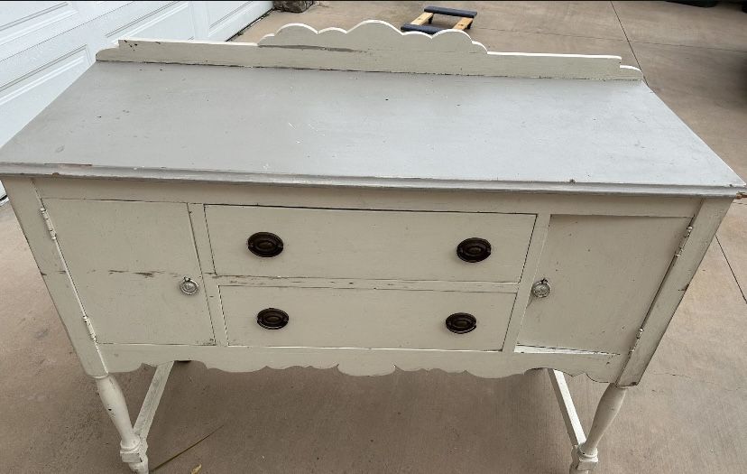 🐜🐜ANTIQUE: 💪 BUFFET TABLE