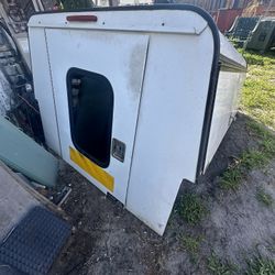 Camper Truck 64” De Ancho X73” De Largo