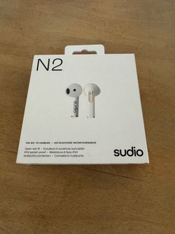 Head phones