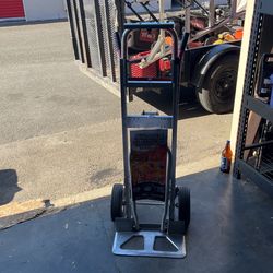 Hand Truck , Dolly