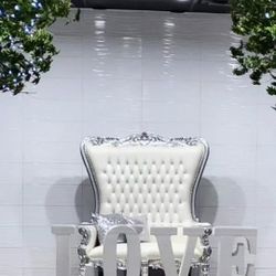 Throne Loveseat For Sale- Used