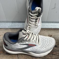 Brooks Ghost 16