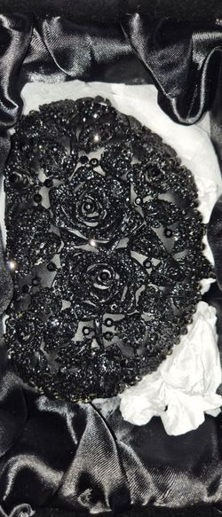 Luxury Black Crystal Rose Minaudière Evening Clutch Bag - New in Box
