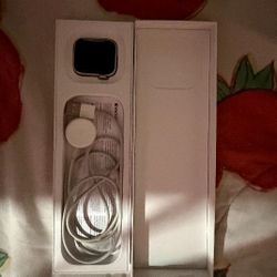 Aple Watch  SE Gen 2 40mm Starlight AI