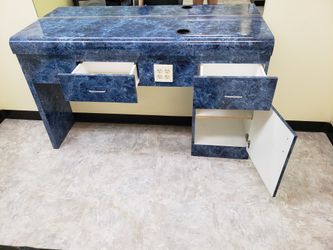 Blue Barber station Can Be Used As A Computer Work Desk