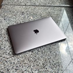 A2251 MacBook Pro (13-inch, 2020) Space Gray