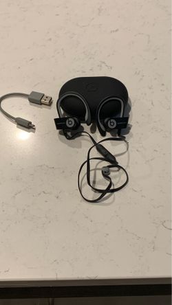 Powerbeats Pro 2 Wireless with Case and Charger