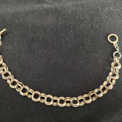 Gold Tone Metal Link Bracelet 