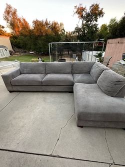 Thomasville sectional sofa