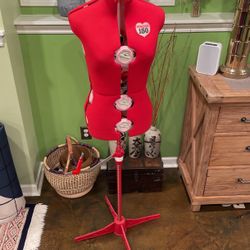 Adjustable Singer Dress Form, red