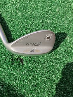 Titleist SM4 Wedge 60.07° with Dynamic Gold S300