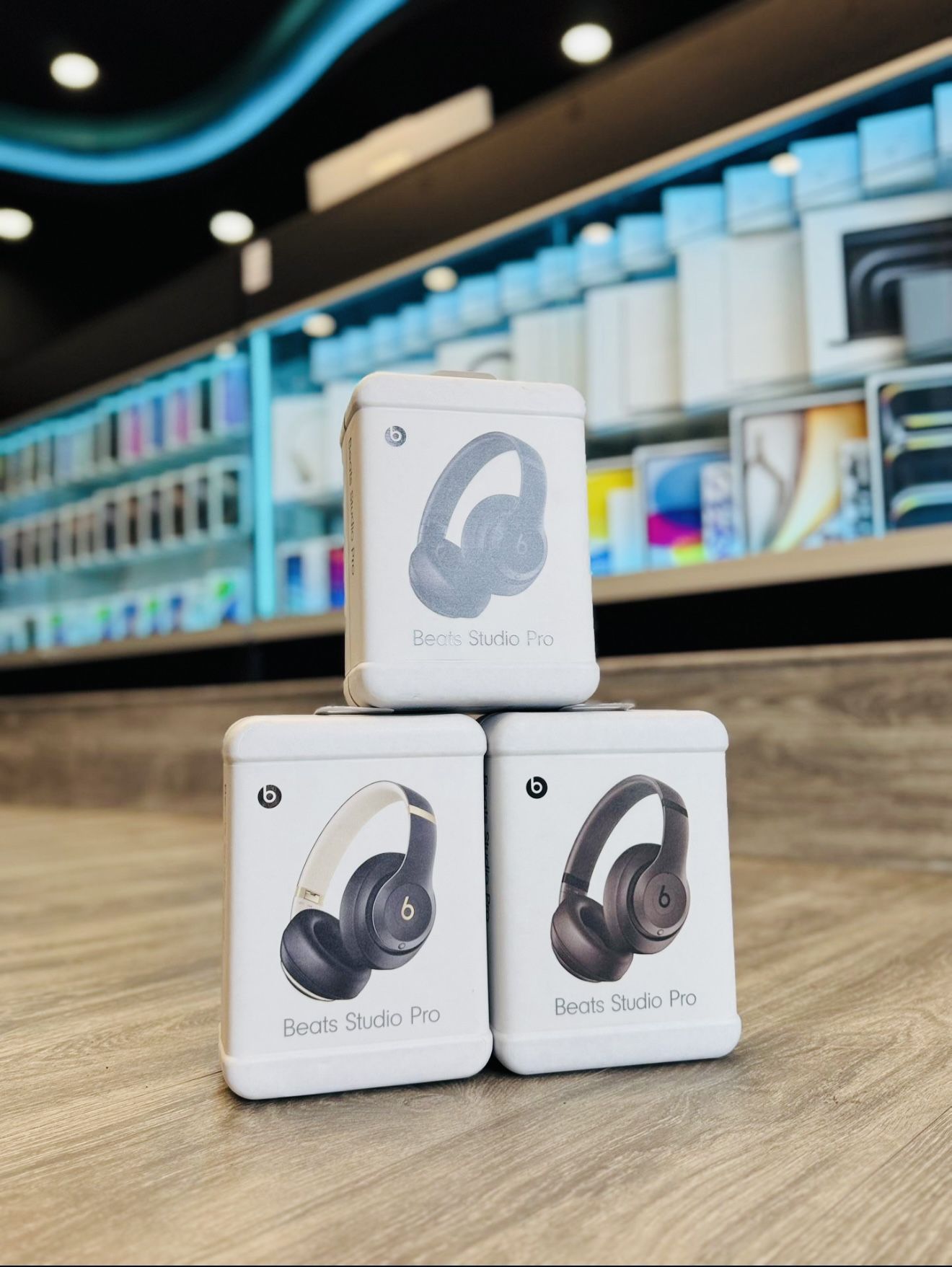 Beats Studio Pro * Payment Plans Available / Planes De Pagos Disponibles *