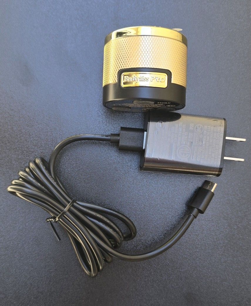 FXOne Universal Battery Charging Stand GOLD