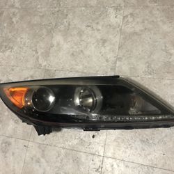 2012 Kia Sportage Head Light 