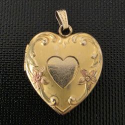 VTG 12k Gold Filled Heart Photo Locket Pendant Puffy Pink Repousse Flowers
