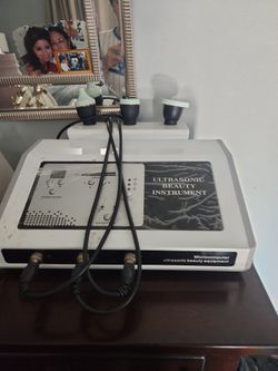 Ultra Sonic Beauty Instrument