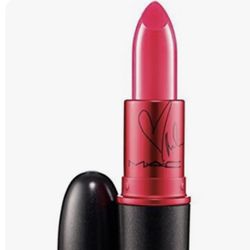 MAC Miley Cyrus Lipstick Viva  Glam  