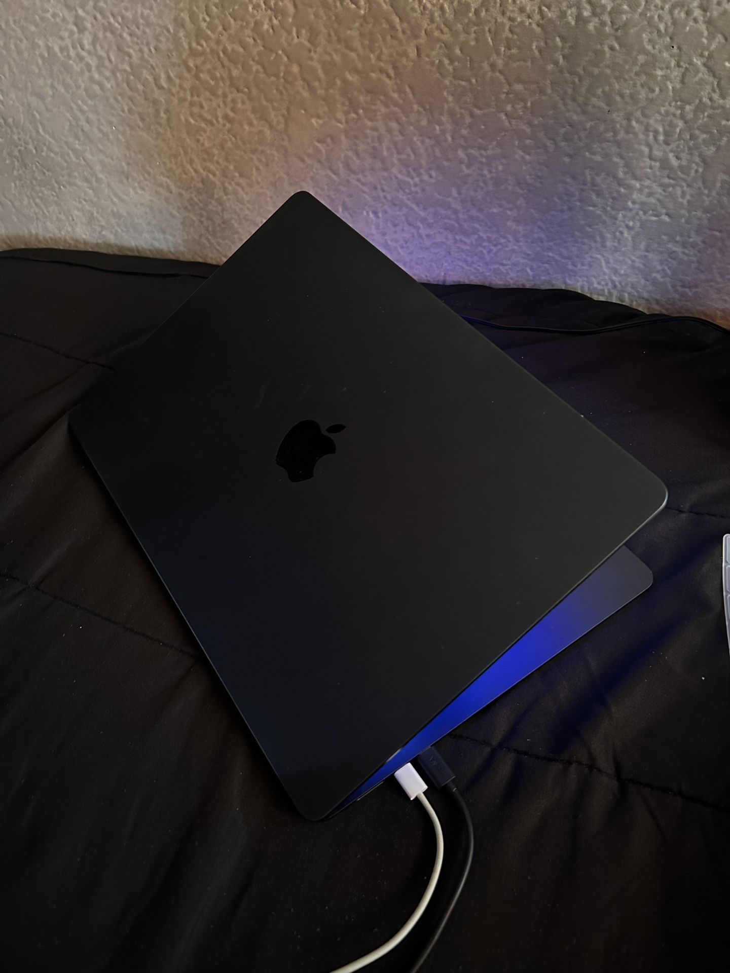 Macbook Air 15.3" **TRUSTED SELLER**