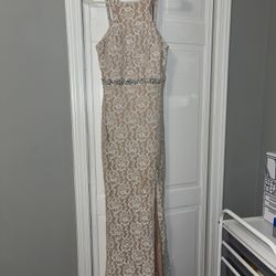 David’s bridal dress, SIZE 3 Worn Once 