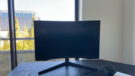 Samsung Odyssey 27in Curved monitor