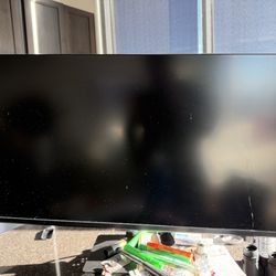 32” Samsung Computer Monitor.  $300 New 