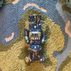Earth Bearbrick 100%