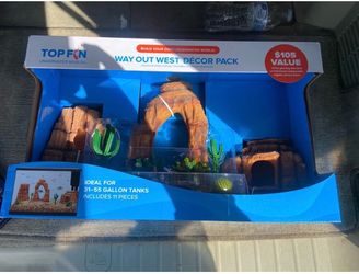 Top Fin / Way Out West Decor Pack Good For 31-55 Gallon Aquariums