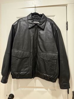 House clean out! NEED GONE! Men’s leather jacket