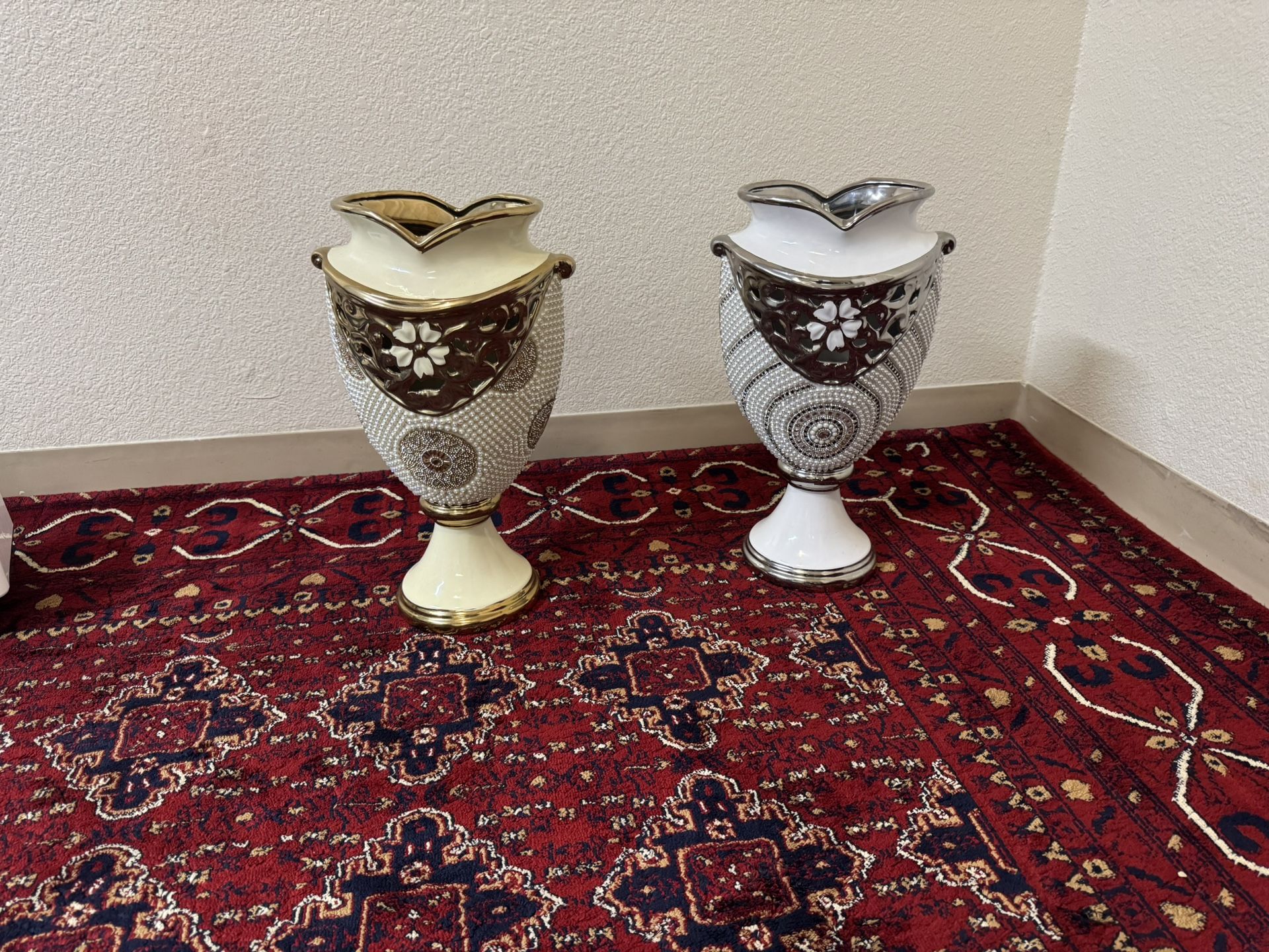 Flower Vase For With Good Conditions 