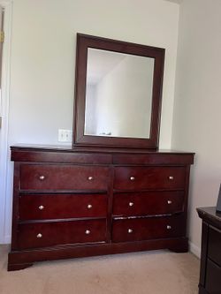 Mirror Dresser