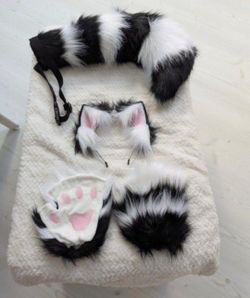 New Faux FurBeast Animals Ears Headband Stripe Furry Tail Hairband Cosplay / Halloween Costume
And Paw Gloves