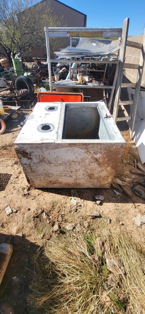 Double Wall Aluminum Insulated Live Well Bait Tank