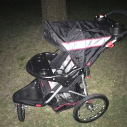 Nice jogging stroller only $60 firm Serious inquiries only please